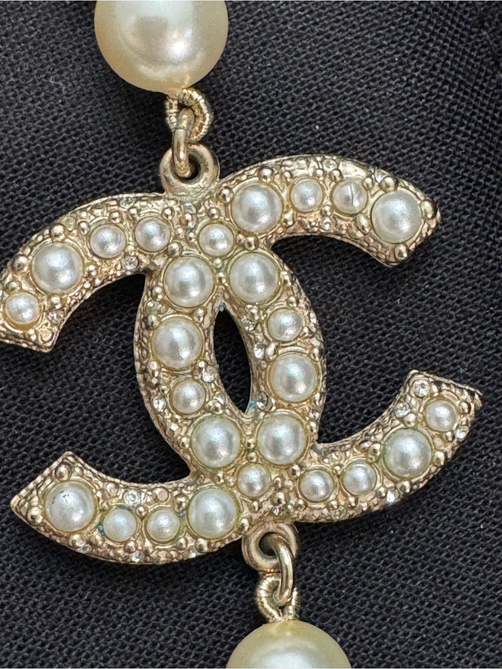 Chanel 100th Anniversary Pearl and Crystal CC Logo Necklace in Ivory and Gold - Picture 3 of 14